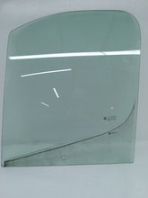 Load image into Gallery viewer, Vauxhall Vivaro Renualt Trafic Primastar 1.9 D F9Q Passenger Side Drop Glass