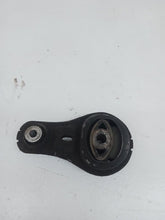 Load image into Gallery viewer, Nissan Primastar Vauxhall Vivaro Trafic 2.0 M9R Gearbox Mount
