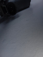 Load image into Gallery viewer, Vauxhall Vivaro Renualt Trafic 1.9 D F9Q Passenger Left Side Window Regulator