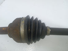 Load image into Gallery viewer, Vauxhall Vivaro Renualt Trafic 1.9 D F9Q Drivers Right Side Driveshaft