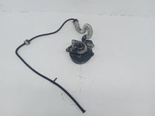 Load image into Gallery viewer, Audi A4 2.5 V6 TDi B6 Cabriolet Vacuum Pump