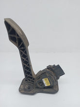 Load image into Gallery viewer, Ford Transit MK7 Euro 5 2.2 RWD 2011 - 2015 Accelerator Pedal
