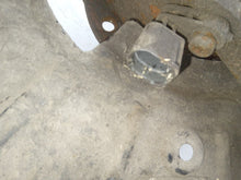 Load image into Gallery viewer, Audi Q7 4L 3.0 TDi Quattro Passenger Left Side Front Knuckle And Bearing