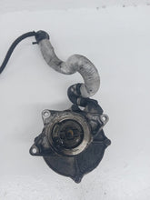 Load image into Gallery viewer, Audi A4 2.5 V6 TDi B6 Cabriolet Vacuum Pump