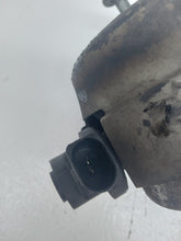 Load image into Gallery viewer, Audi A4 2.5 V6 TDi B6 Cabriolet Engine Mount