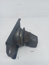 Load image into Gallery viewer, Nissan Primastar Vauxhall Vivaro Trafic 2.0 M9R Engine Mount