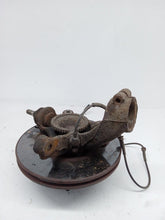 Load image into Gallery viewer, Ford Transit 2.4 TDDi RWD 2003 - 2006 Passenger Left Side Front Knuckle