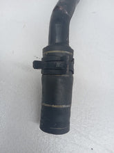 Load image into Gallery viewer, Audi A4 2.5 V6 TDi B6 Cabriolet Metal Water Pipe