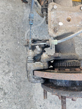 Load image into Gallery viewer, Ford Transit MK7 Euro 4 2.4 RWD 2007 - 2011 Twin Wheel Rear Axle Complete 5.11