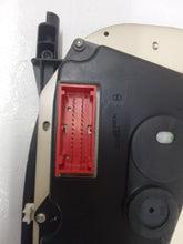 Load image into Gallery viewer, Vauxhall Vivaro Renualt Trafic 1.9 D F9Q Speedometer