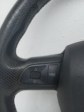 Load image into Gallery viewer, Audi A4 B7 SE 2.0 TDI Complete Steering Wheel