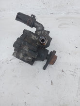 Load image into Gallery viewer, Vauxhall Vivaro Renualt Trafic 2.0 CDTI Power Steering Pump