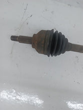 Load image into Gallery viewer, Vauxhall Vivaro Renualt Trafic 1.9 CDTi F9Q Passenger Left Side Driveshaft