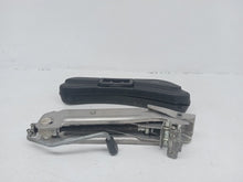 Load image into Gallery viewer, Audi A4 B7 SE 2.0 TDI Emergency Jack Kit