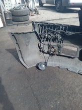 Load image into Gallery viewer, Audi A4 2.5 V6 TDi B6 Cabriolet Front Bumper