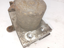 Load image into Gallery viewer, Ford Transit MK7 2.4 RWD Euro 4 2006 - 2014 ABS Modulator