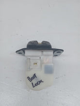 Load image into Gallery viewer, Nissan Juke 1.6 Petrol Dig-t MK1 2010-2014 Boot Lock