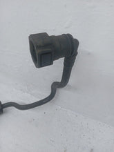 Load image into Gallery viewer, Ford Transit Custom 2.2 Euro 5 FWD 2015 - 2019 Vacuum Pipe With Sensor