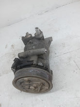 Load image into Gallery viewer, 8015358