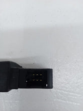 Load image into Gallery viewer, Nissan Primastar Vauxhall Vivaro Trafic 2.0 M9R Radio Remote Control