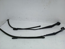Load image into Gallery viewer, Ford Transit Custom 2.2 Euro 5 2015 - 2019 Wiper Arms Pair Of