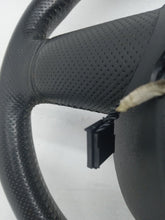 Load image into Gallery viewer, Audi A4 B7 SE 2.0 TDI Complete Steering Wheel