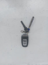 Load image into Gallery viewer, Audi A4 B8 SE 2.0 TDI Ignition Starter Switch And Key