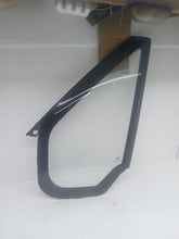 Load image into Gallery viewer, Ford Transit MK7 2.4 RWD 2006 - 2013 Passenger Left Side Quarter Glass