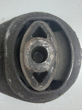 Load image into Gallery viewer, Nissan Primastar Vauxhall Vivaro Trafic 2.0 M9R Gearbox Mount