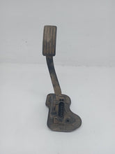 Load image into Gallery viewer, Ford Transit MK7 Euro 5 2.2 RWD 2011 - 2015 Accelerator Pedal