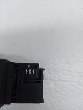 Load image into Gallery viewer, Nissan Primastar Vauxhall Vivaro Trafic 2.0 M9R Radio Remote Control