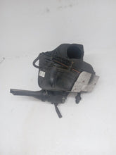 Load image into Gallery viewer, Audi A4 B8 SE 2.0 TDI Air Filter Housing