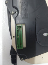 Load image into Gallery viewer, Vauxhall Vivaro Renualt Trafic 1.9 D F9Q Speedometer