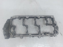 Load image into Gallery viewer, Audi A6 C6 TDi SE Auto Passengers Left Side Camshaft Carrier
