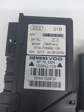Load image into Gallery viewer, Audi A4 B7 SE 2.0 TDI Passenger Left Side Front Window Motor