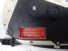 Load image into Gallery viewer, Vauxhall Vivaro Renualt Trafic 1.9 D F9Q Speedometer