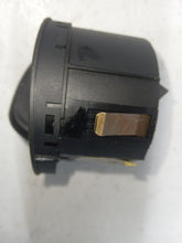 Load image into Gallery viewer, Audi A6 C6 TDi Quattro S Line Avant Headlight Switch
