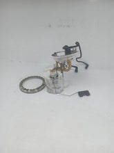 Load image into Gallery viewer, Audi A4 B8 SE 2.0 TDI Fuel Sender