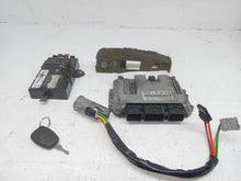 Load image into Gallery viewer, Vauxhall Vivaro Renualt Trafic 1.9 D F9Q ECU Kit