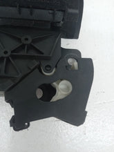 Load image into Gallery viewer, Audi A4 B7 SE 2.0 TDI Tailgate Lock