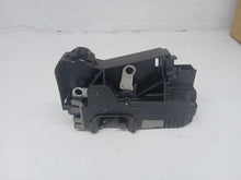 Load image into Gallery viewer, Vauxhall Vivaro Renualt Trafic 1.9 D F9Q Drivers Right Side Front Door Lock