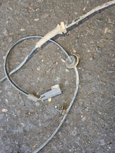 Load image into Gallery viewer, Ford Transit MK7 2.4 RWD 2007 - 2011 Drivers Side Steering Knuckle Complete