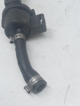 Load image into Gallery viewer, Audi A4 2.4 V6 Sport B6 Cabriolet Vacuum Intake Pipe