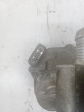 Load image into Gallery viewer, Audi A4 B8 SE 2.0 TDI Throttle Body