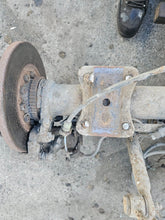 Load image into Gallery viewer, Ford Transit MK7 Euro 4 2.4 RWD 2007 - 2011 Twin Wheel Rear Axle Complete 5.11