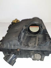 Load image into Gallery viewer, Vauxhall Vivaro Renualt Trafic 2.0 DCi 115 Air Filter Housing