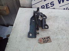 Load image into Gallery viewer, JAGUAR XJ6 X350 BONNET HINGE DRIVERS RIGHT SIDE