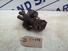 Load image into Gallery viewer, FORD TRANSIT STEERING UNIVERSAL JOINT 2000 TO 2006