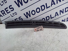 Load image into Gallery viewer, JAGUAR XJ6 X350 HEATER VENT DRIVERS RIGHT SIDE