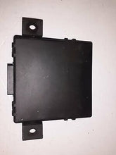 Load image into Gallery viewer, Audi A5 B8 Sport 2.0 TFSI Gateway Diagnostic Interface Module